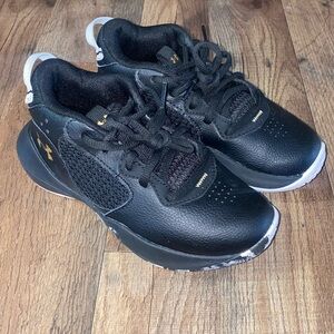 Under Armour Black & Gold Basketball Shoes Size 13